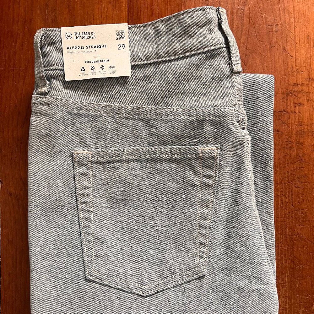 AG Alexxis Straight High Rise Vintage Fit